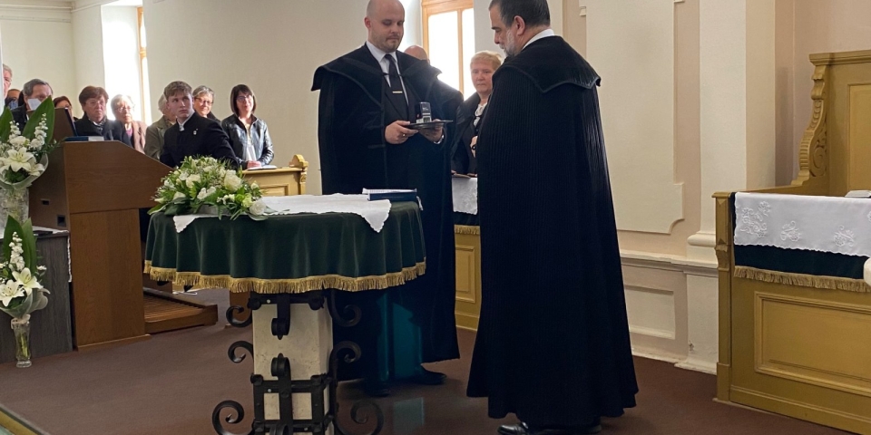 Miklós Csongor a tapolcafőiek lelkésze