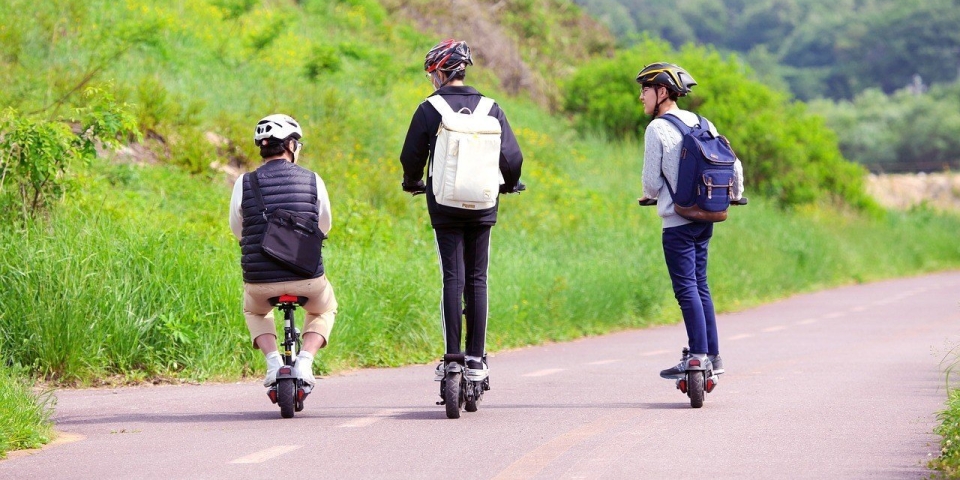 Több mint 200 rollerbaleset két hét alatt (Videóval) 