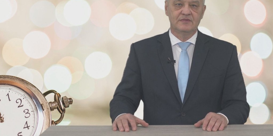 Grőber Attila Pápa Város polgármesterének köszöntője