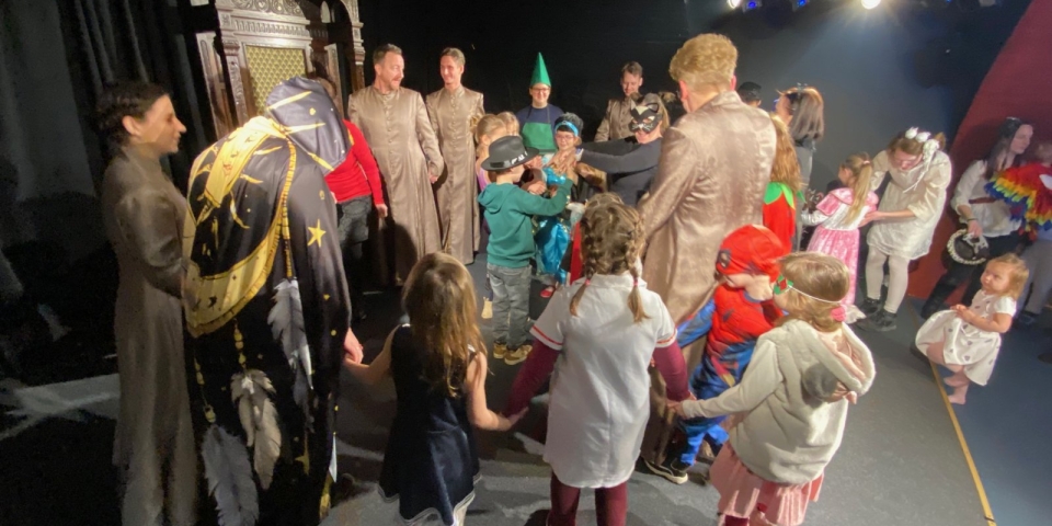 Farsangi forgatag a Pegazus Színházban