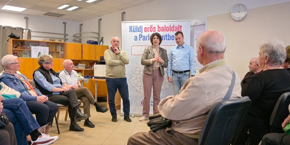 Ideje a vidék felemelkedésének - fórumot tartott a DK Pápán