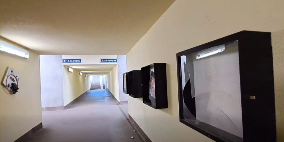 Vandálok pusztítottak a pápai vasútállomás aluljárójában