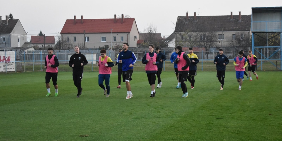 Előrehozott tavasznyitó vár a Perutzra Zsámbékon