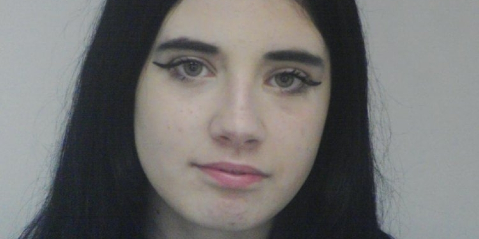 Ismét egy eltűnt pápai lányt keres a rendőrség!