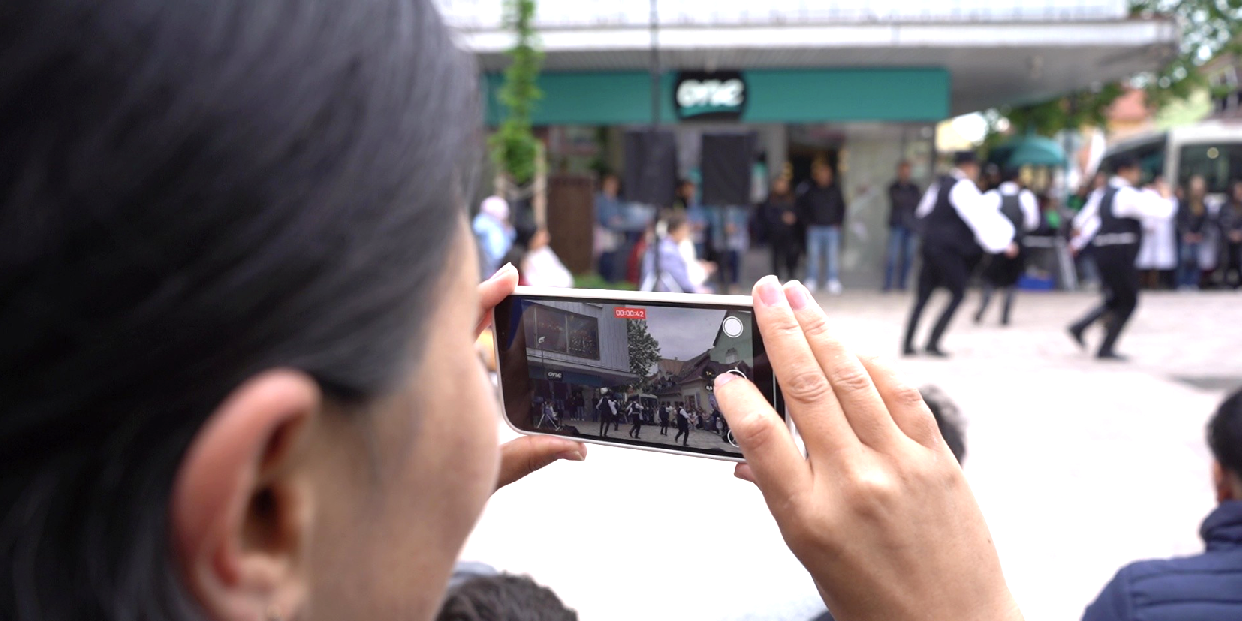 Májusi forgatag és utcabál