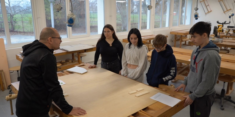 Pályaorientációs vetélkedő Jókai szellemiségével fűszerezve