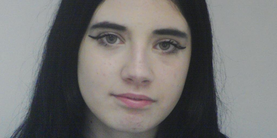 Eltűnt pápai lányt keres a rendőrség