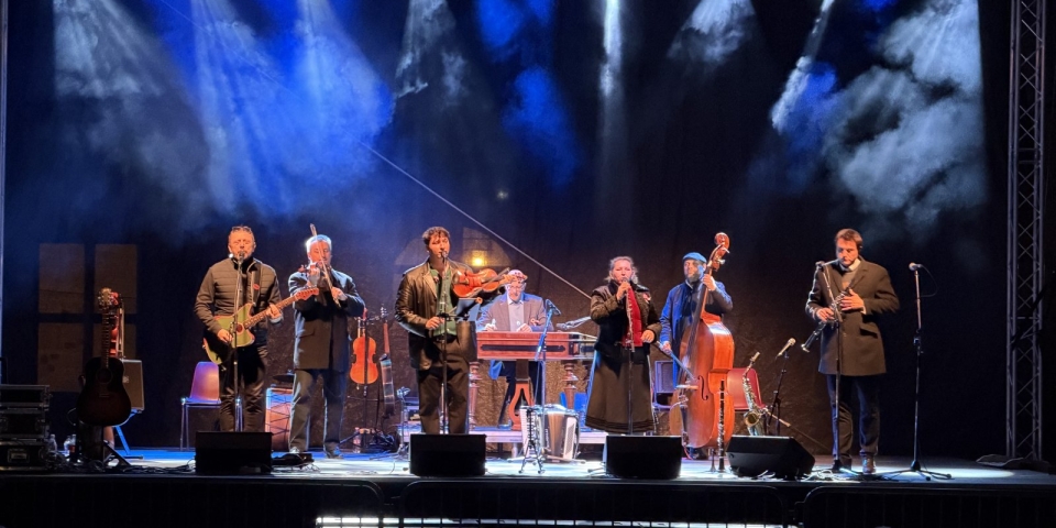 Ismét Pápán koncertezett a Csík zenekar a nemzeti ünnep előestéjén