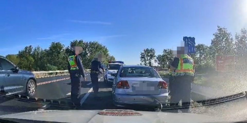 Drogozott az eltiltott sofőr - a 83-ason fogták el a rendőrök (Videóval)