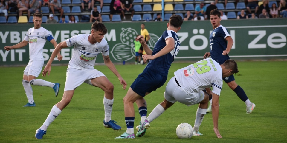 Drámai hajrával mentett pontot a Perutz