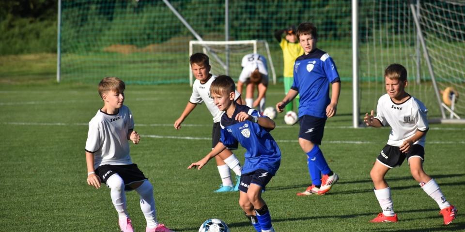 Gólzáporos pápai siker