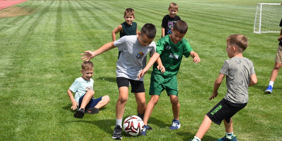 Teltházas turnusokkal zajlott a nyári sporttábor