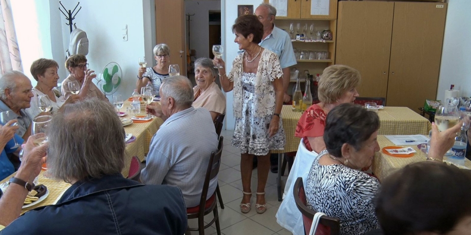 80 és 85 éves tagtársaikat köszöntötték a nyugdíjasok