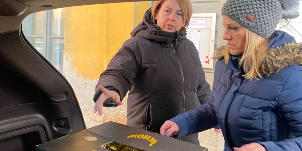 Több mint egy tonna adomány gyűlt össze a Szent Benedek Plébánia Karitász akciójában