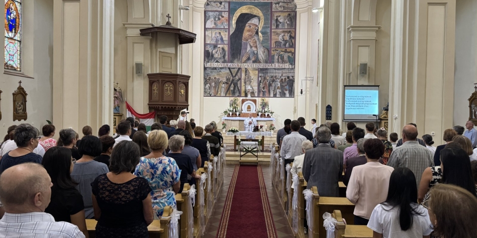 Szent Anna búcsú jubiláló házaspárokkal