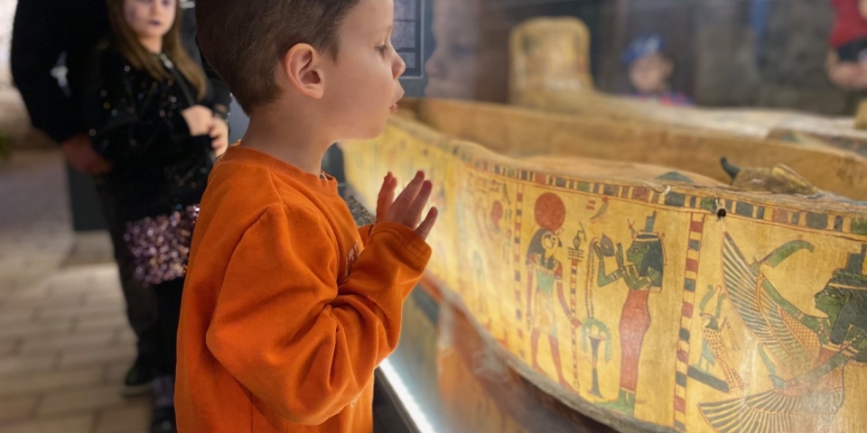 Egy délután az ókori Egyiptomban  farsangi játszóház a múzeumban