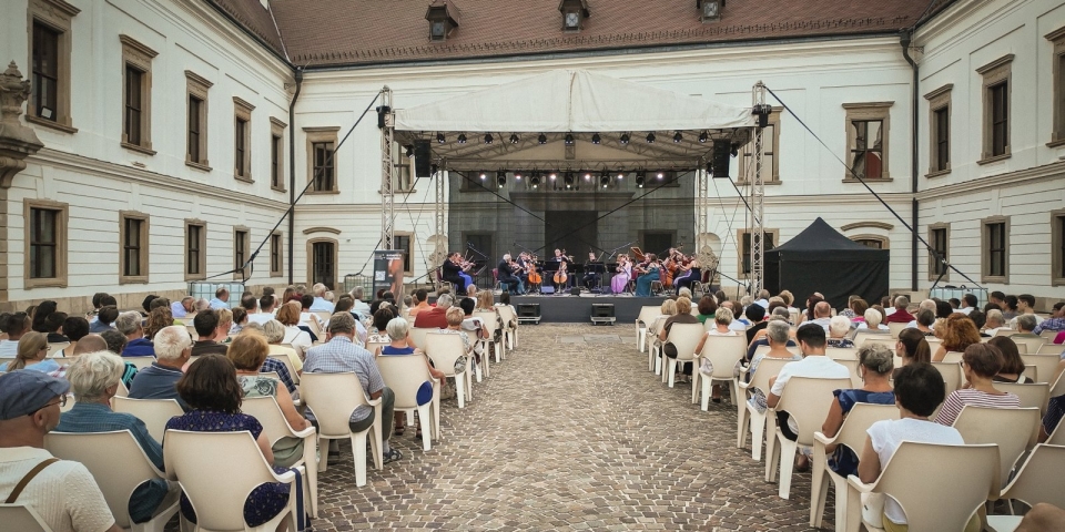 A komolyzene ünnepe Pápán - Megkezdődött a XXIX. Haydn Fesztivál