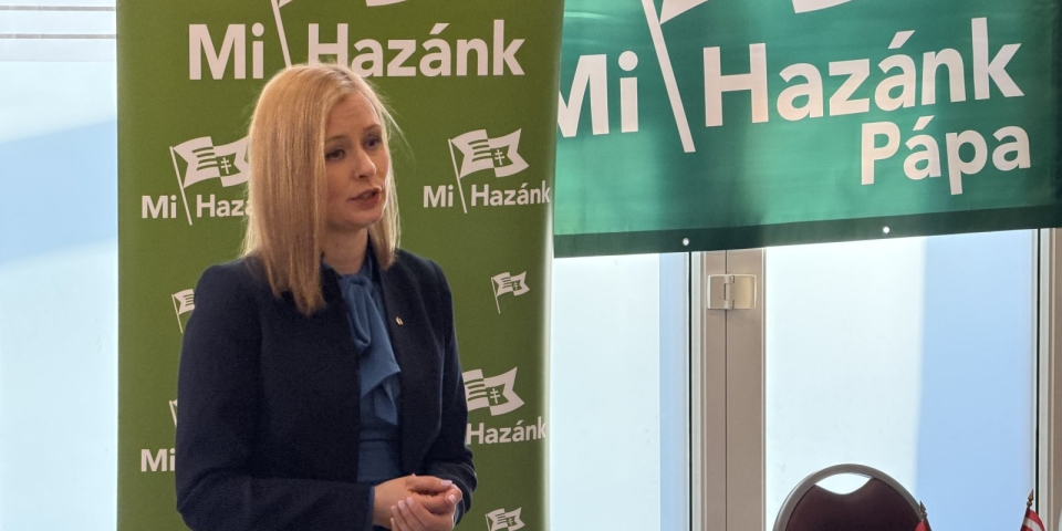 Dúró Dóra tartott lakossági fórumot Pápán