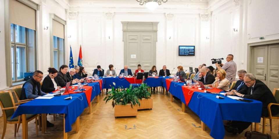 Képviselő-testületi ülés - Ingatlanok értékesítéséről is döntenek