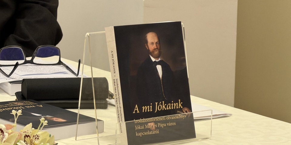 Milyen volt a pápai Jókai?