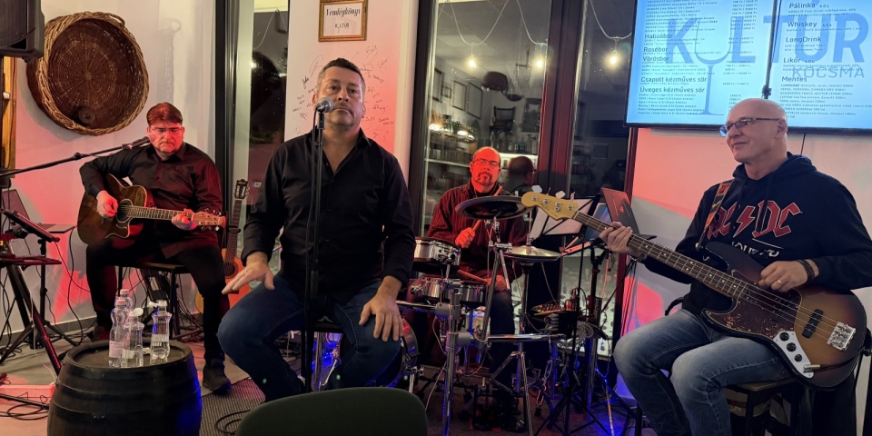 Új utakon az RCB zenekar