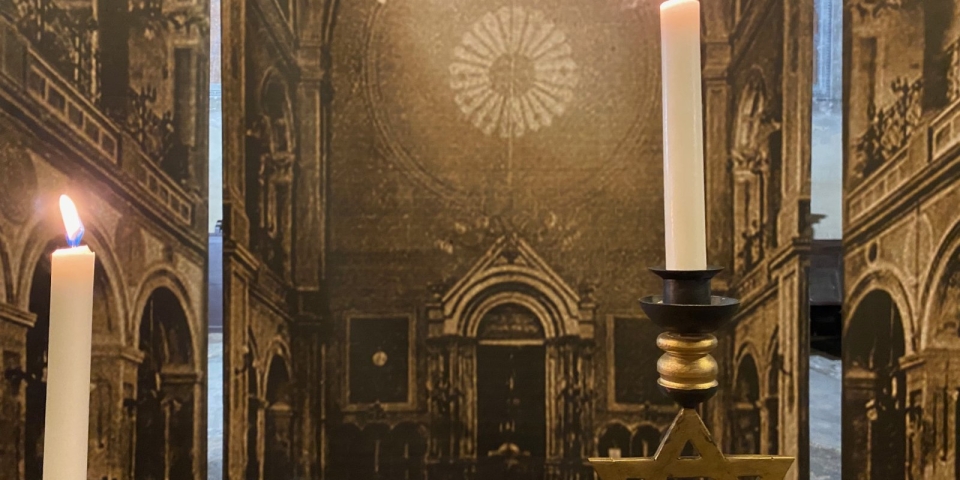 A fény ünnepe élő hagyomány  Hanuka Pápán