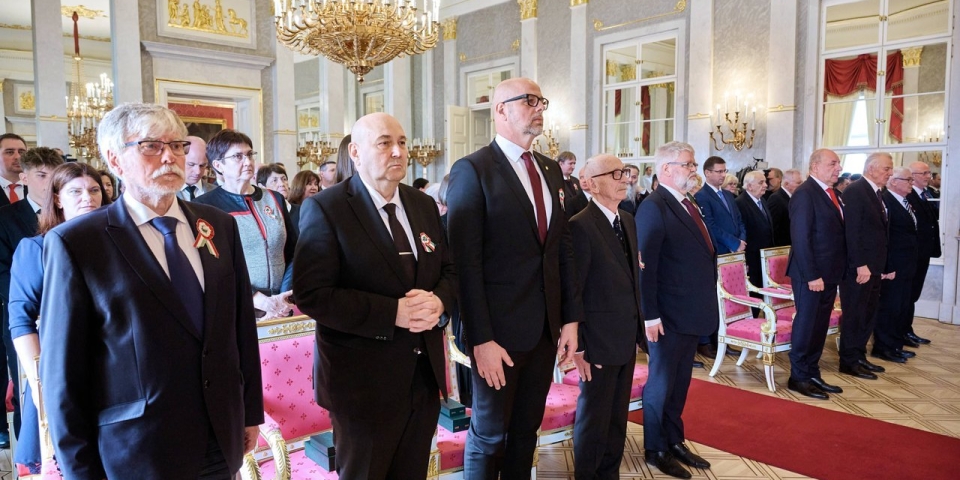 A magyar állam egyik legmagasabb elismerését vette át Steinbach József püspök