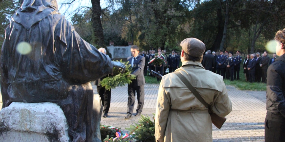 A 69 évvel ezelőtt kezdődő forradalom egyszerre volt nemzeti, politikai és az emberi méltóságért folyó harc
