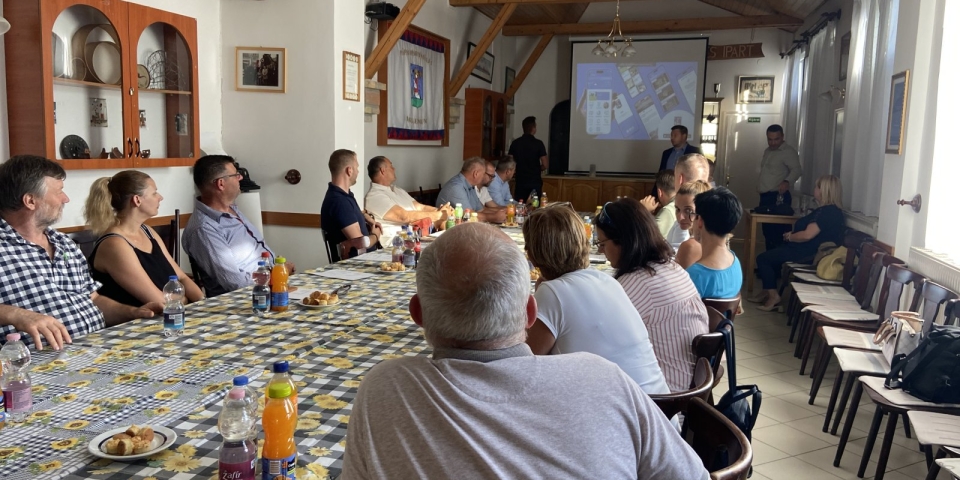 Üzleti találkozón mutatták be a Pápa APP lehetőségeit