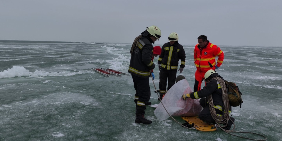 Életveszélyes lehet a jégen tartózkodni! (Videóval)